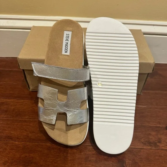 Steve Madden Silver Slide Sandals - Picture 3 of 4